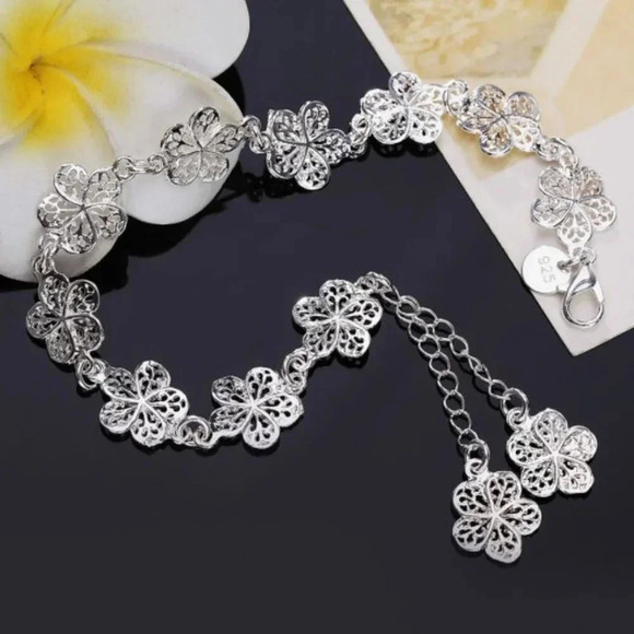 925 Sterling Silver Flat Flower Dangle Charm Bracelet - Picture 4 of 4